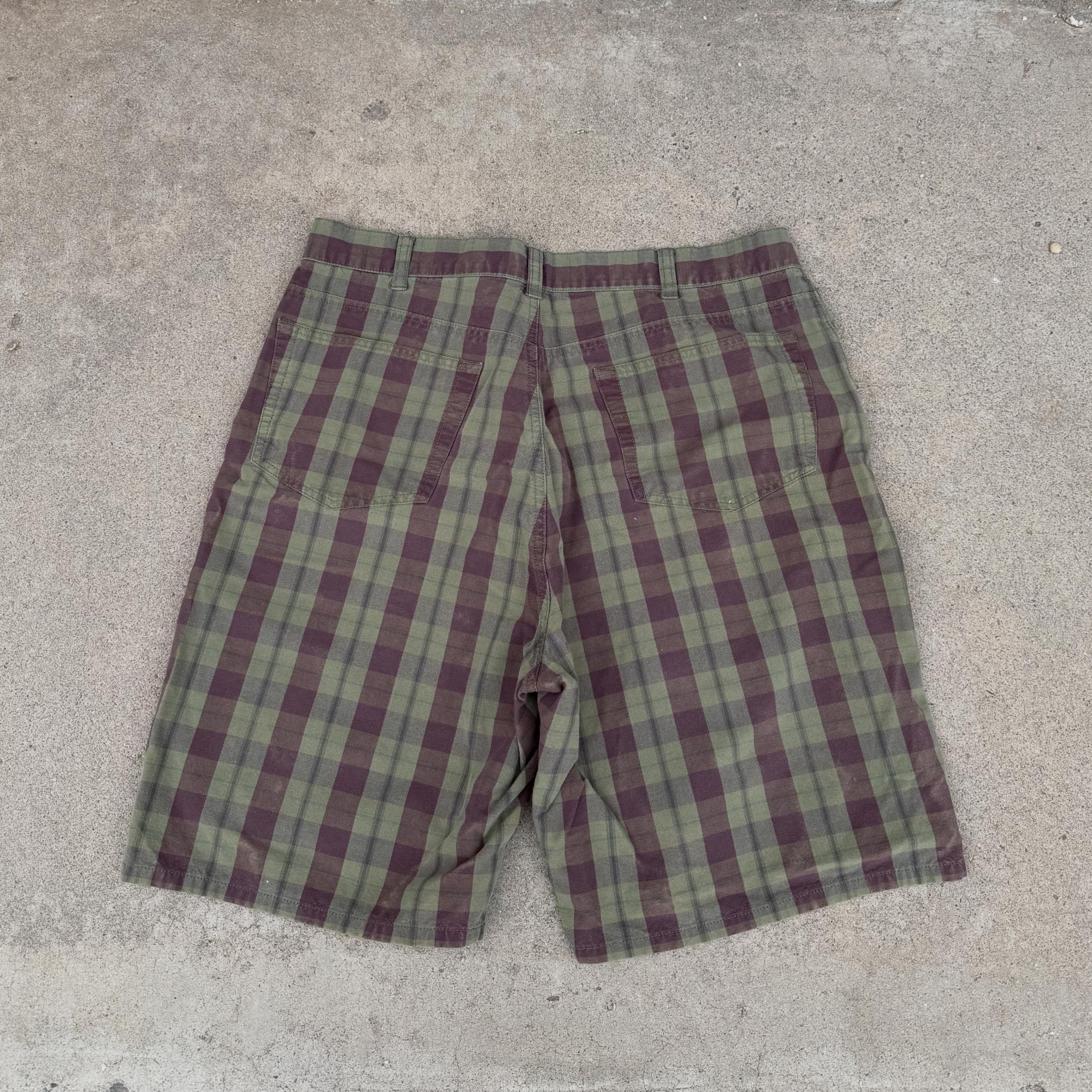 Vintage GAP checkerboard shorts *green