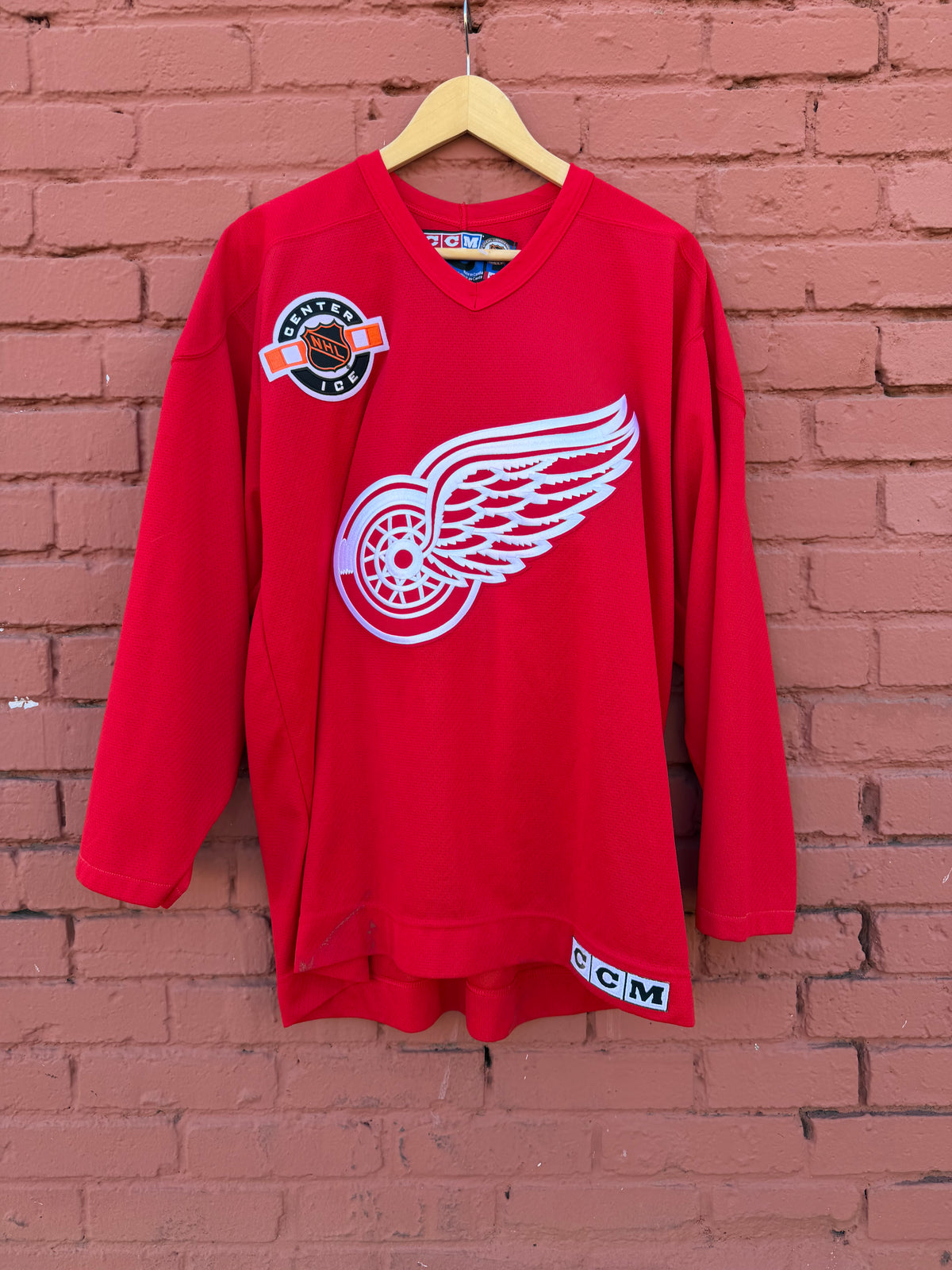 Vintage 90s CCM Detroit Redwings Hockey Jersey size Lrg